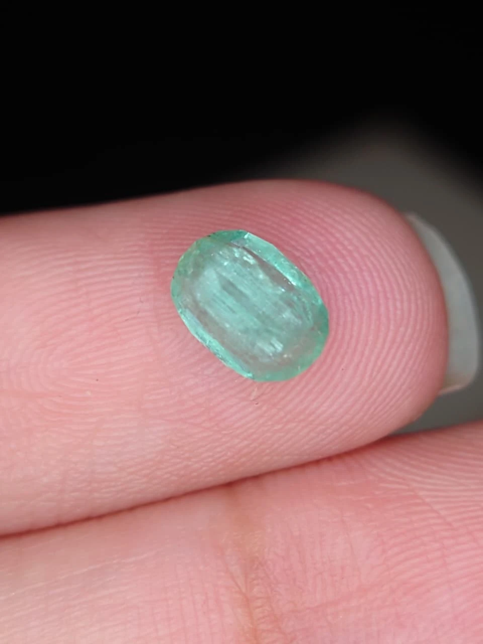 0.9ct Natural Oval Faceted Panjsher Emerald from Afghanistan — view 4